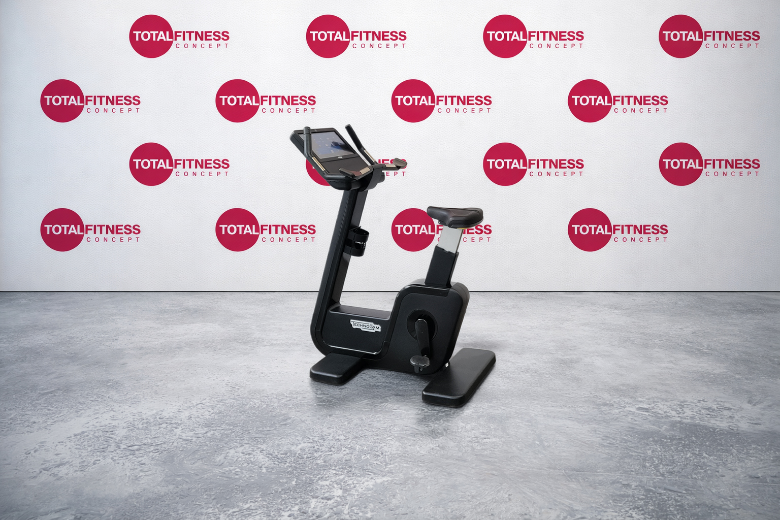 Regenerowany rower pionowy Technogym BIKE ARTIS