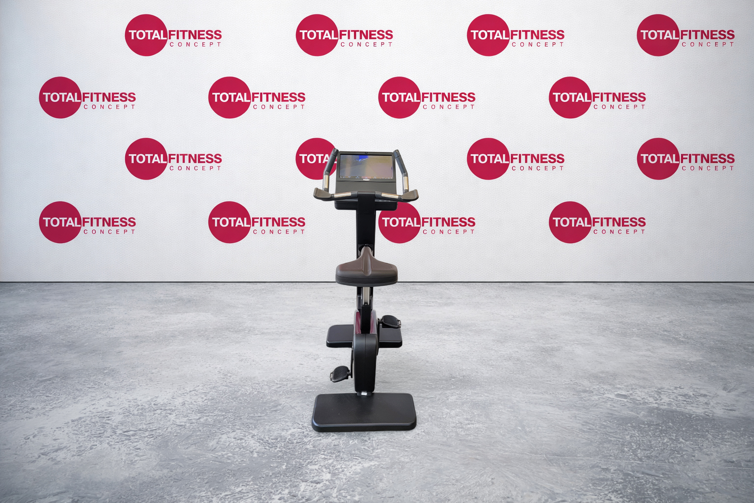 Regenerowany rower pionowy Technogym BIKE ARTIS