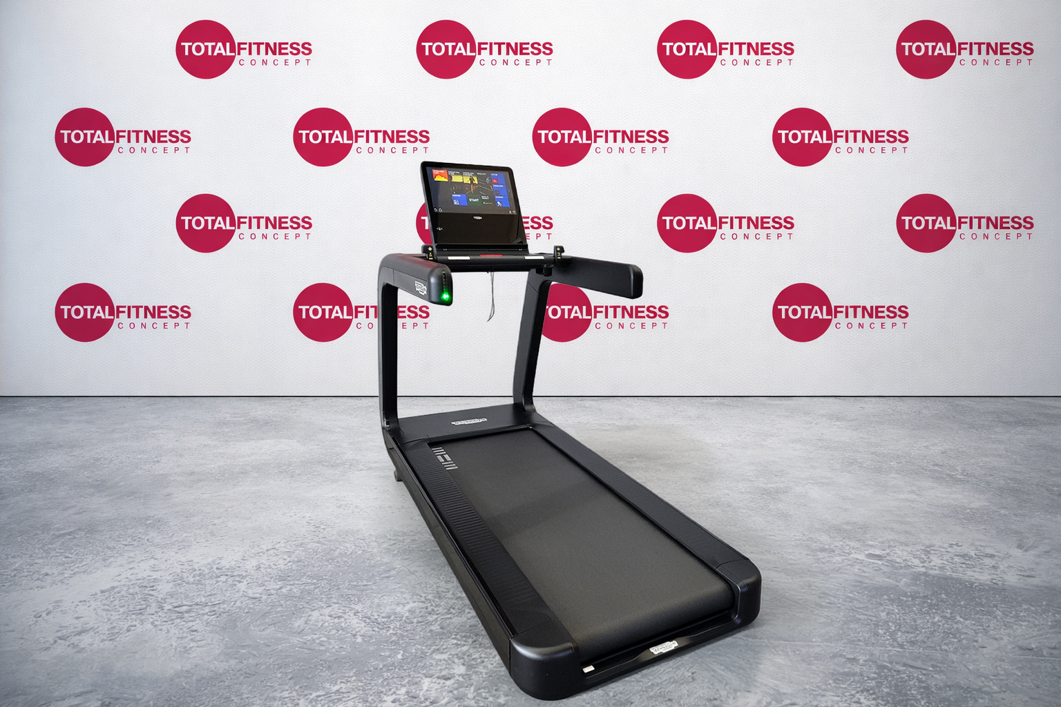 Regenerowana bieżnia TECHNOGYM ARTIS RUN 3.0