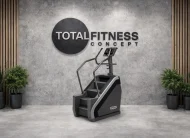 Regenerowane schody Technogym CLIMB 1000 LED